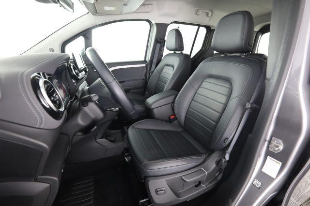 MERCEDES-BENZ CLA sse T T 180d Premium