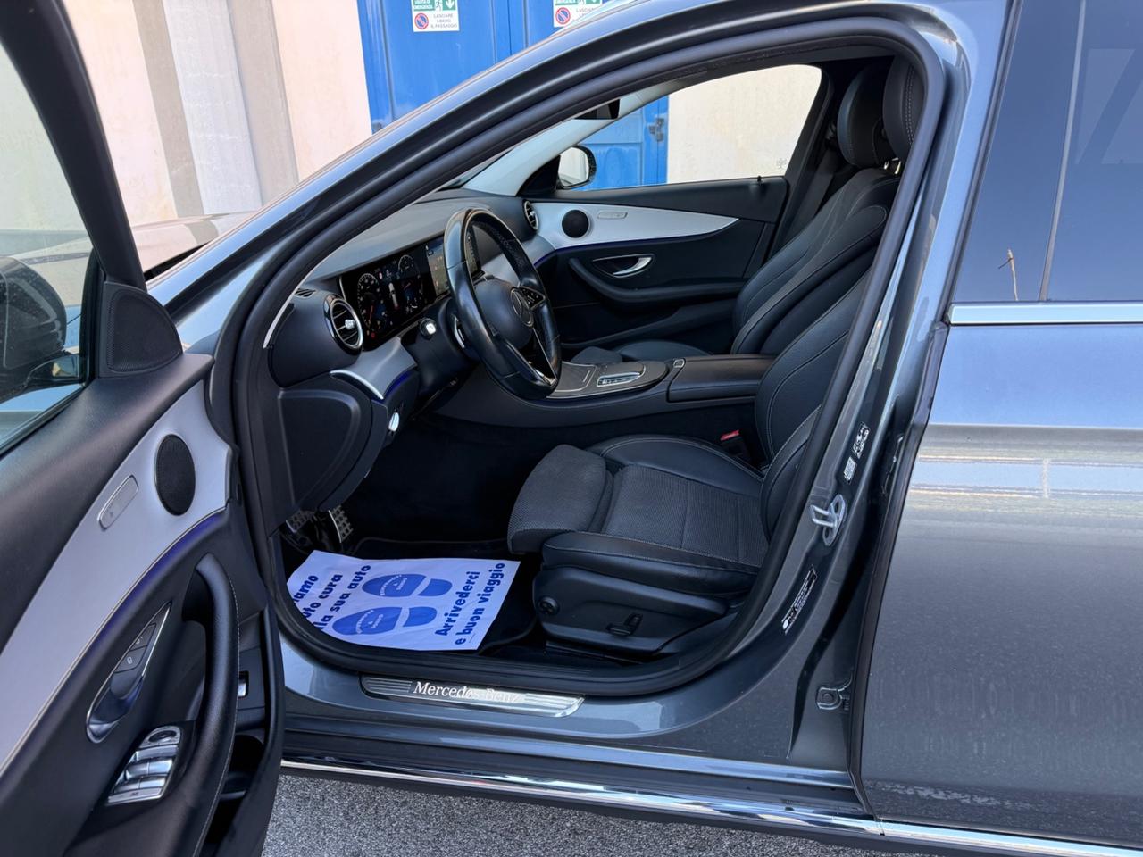 Mercedes-benz E 220 .4Matic Aut.Premium .All-Terrain