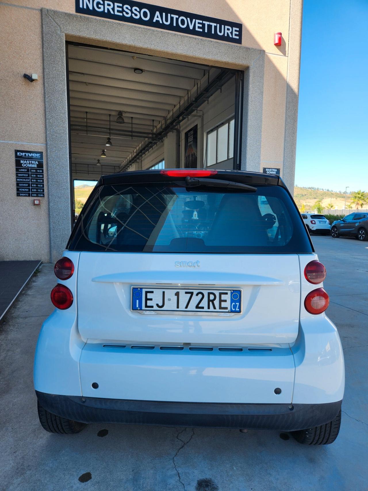 Smart ForTwo 1000 52 kW MHD coupé passion