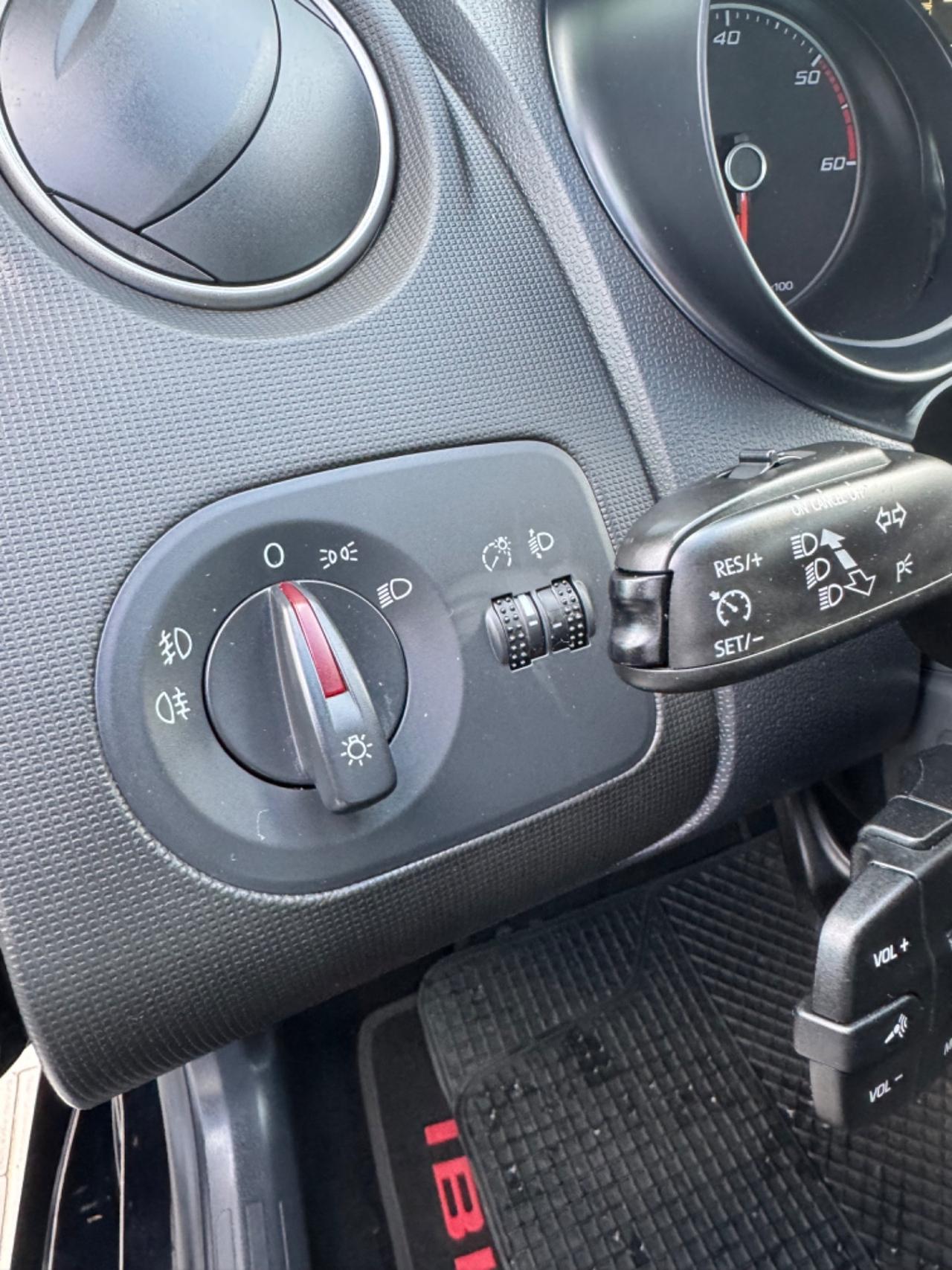 Seat Ibiza FR 1.6 TDI 105 CV ADATTA A NEOPATENTATI