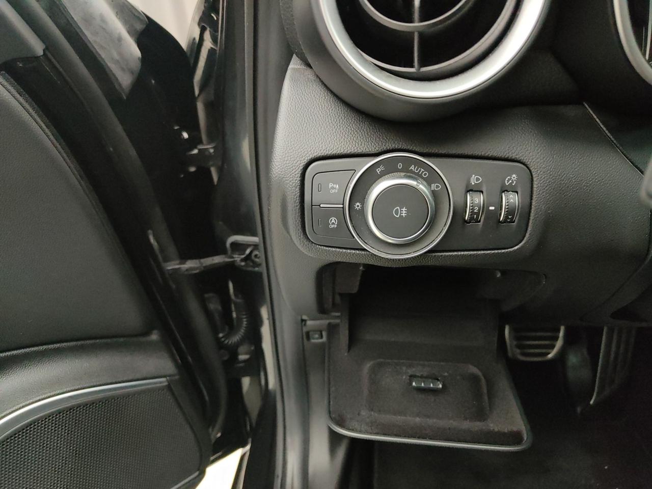 ALFA ROMEO Giulia 2022 2.2 TD 160CV SUPER BUSINESS AT8