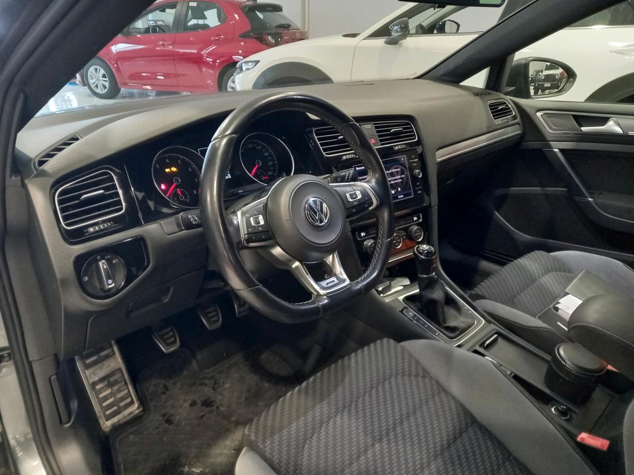 Volkswagen Golf 1.5 TSI ACT 5p. R-Line UNICO PROPRIETARIO