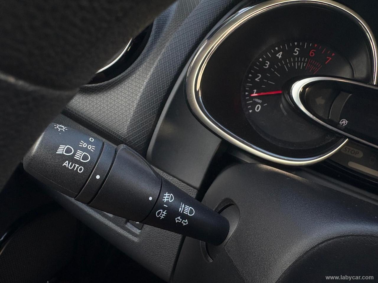 RENAULT Clio TCe 12V 90CV GPL 5p. Moschino Zen