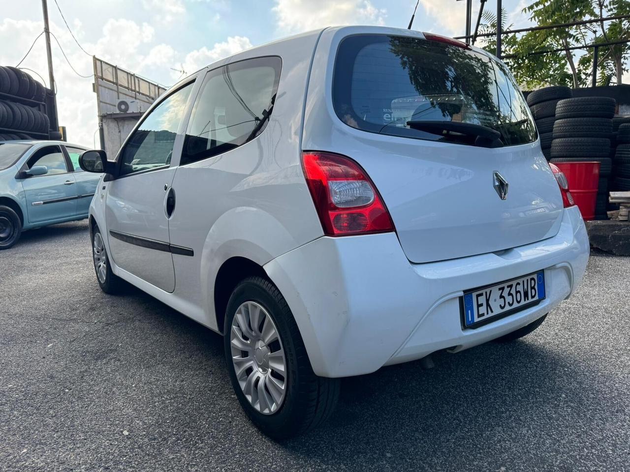 Renault Twingo 1.2 16V Lev yahoo