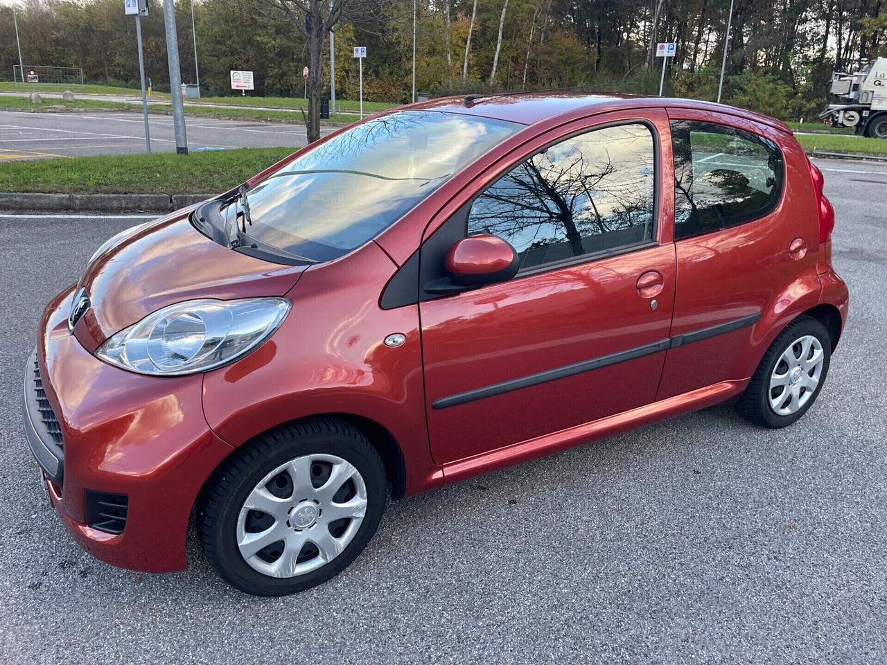 Peugeot 107 1.0 68CV 5p.*Neopatentati*Solo 58000Km*