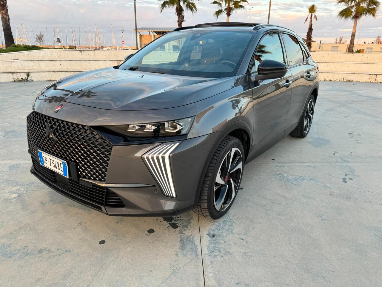 DS 7 Crossback con tetto apribile BlueHDi 130 aut. Performance Line