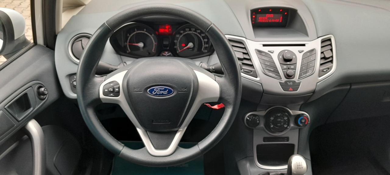 Ford Fiesta 1.2 Titanium E5 NeopatentatiOK