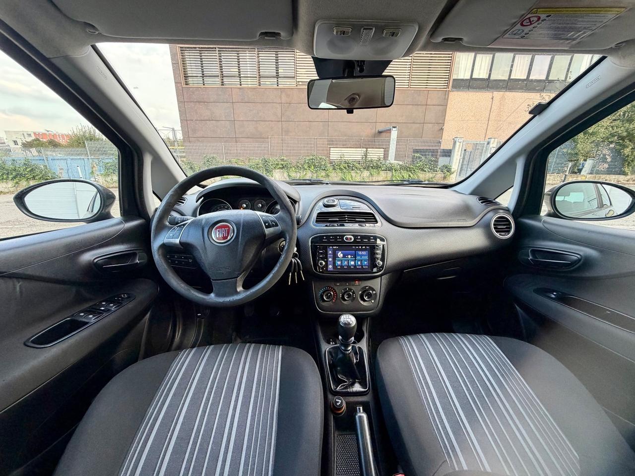 Fiat Punto Evo 1.4benz 2011 73.000km per neopatentati
