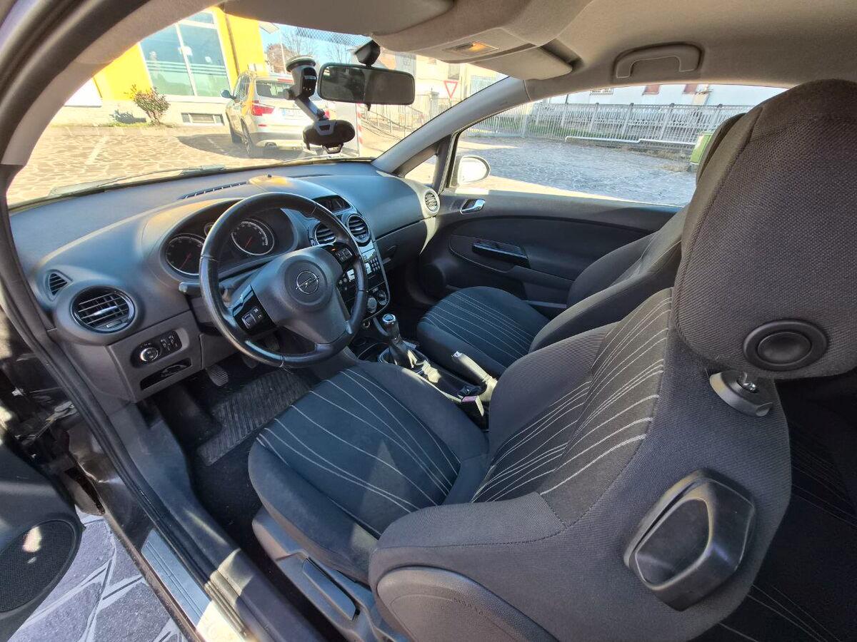 Opel Corsa 1.2 Edition 85cv 3p