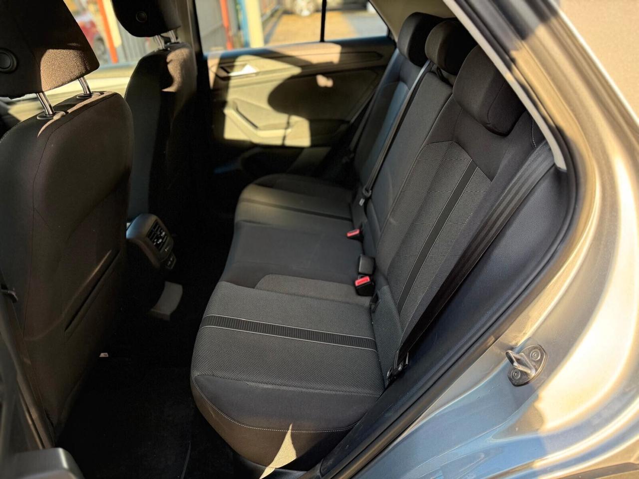 Volkswagen T-Roc 2.0 TDI 116cv 2023 UNICA