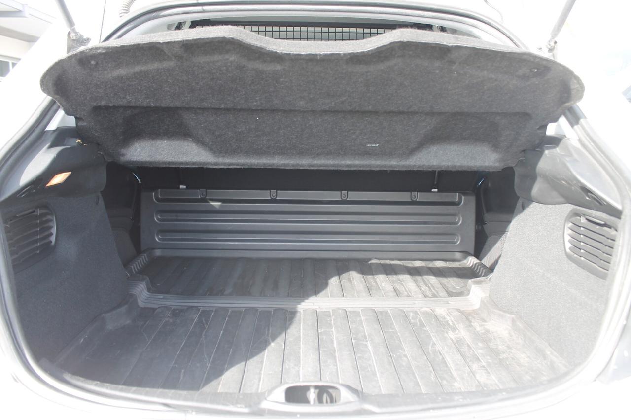 Peugeot 208 BlueHDi 75 Autocarro Van 2 posti Active