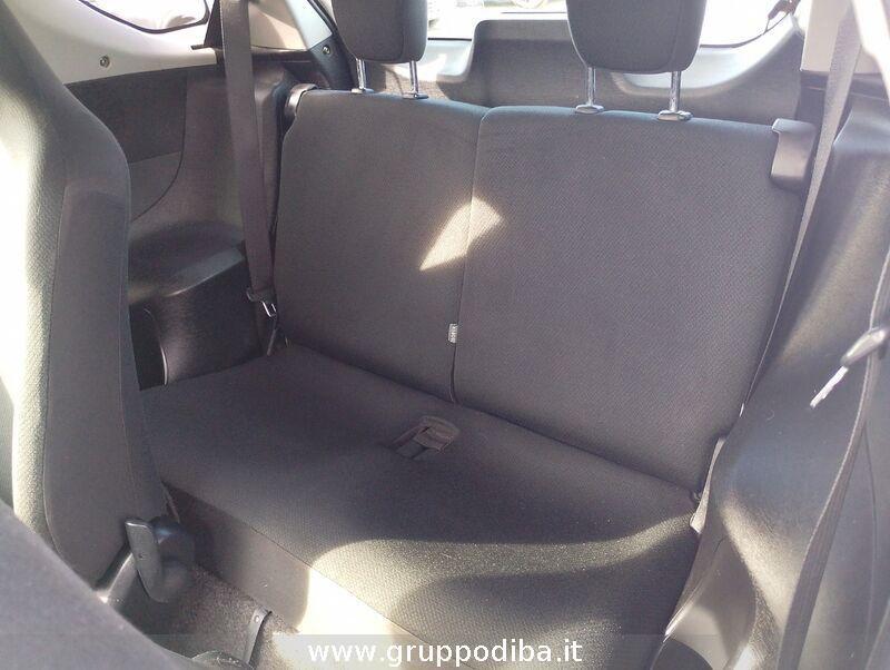 Toyota iQ 1.0 Active (sol) cvt E5