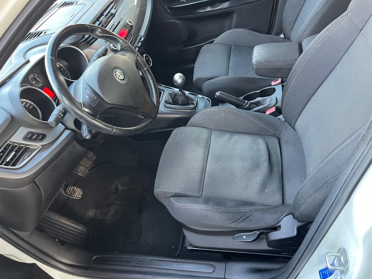 Alfa Romeo Giulietta 1.6 JTDm-2 105 CV