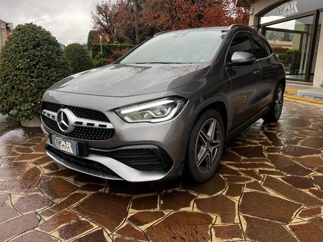 MERCEDES-BENZ GLA 200 Automatic Premium