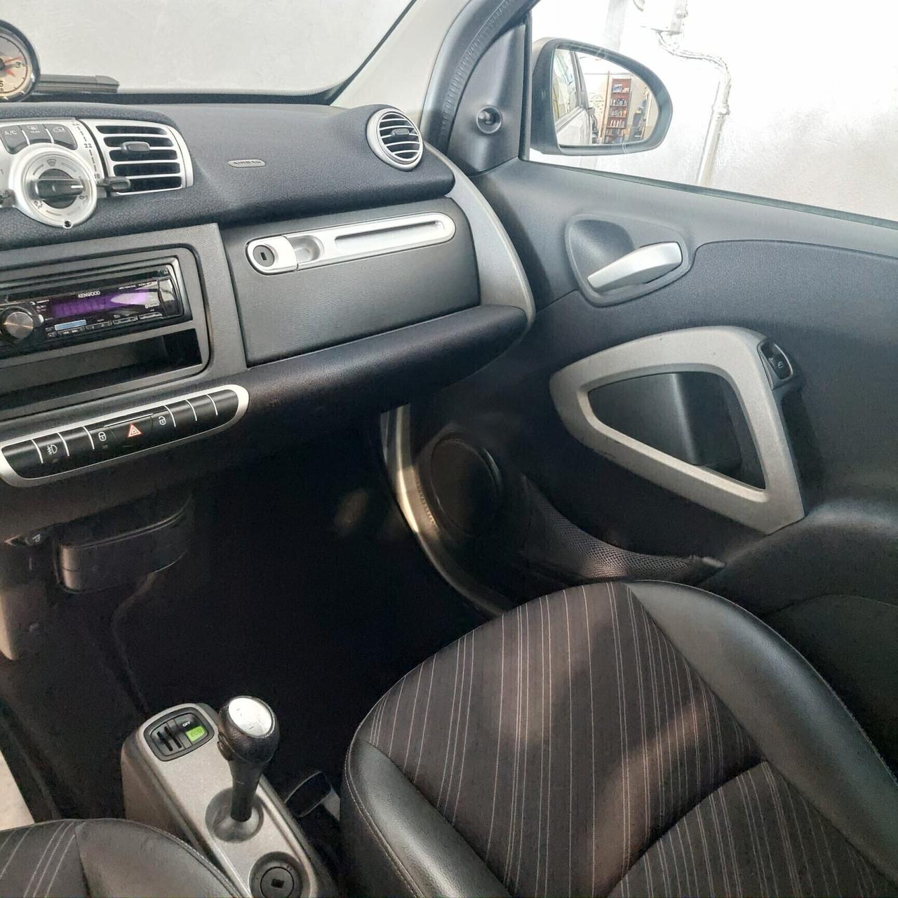 Smart ForTwo 1000 52 kW coupé pure