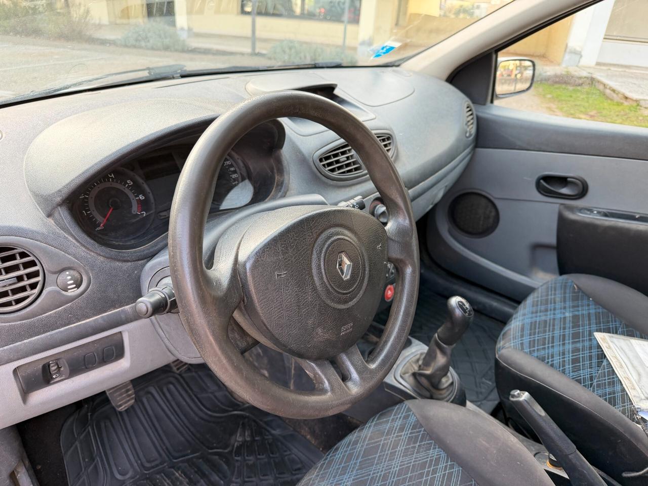 Renault Clio Storia 1.2 3 porte Confort