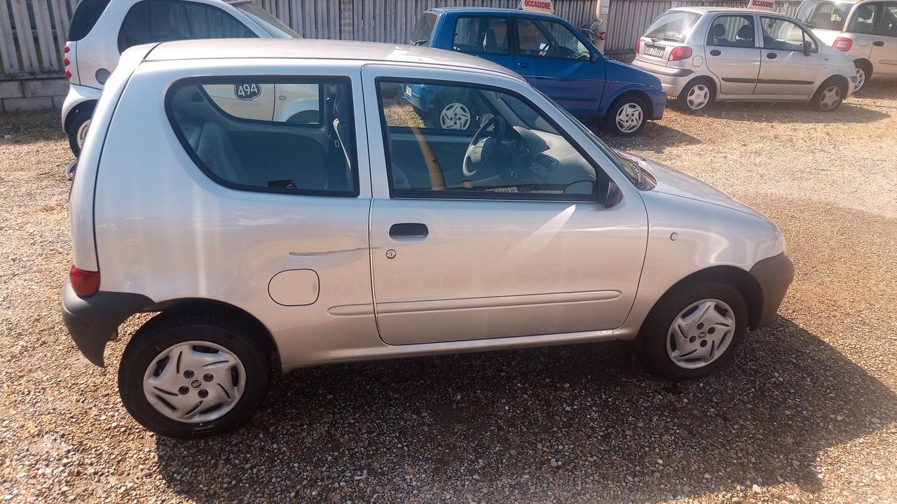 Fiat 600 1.1 Active