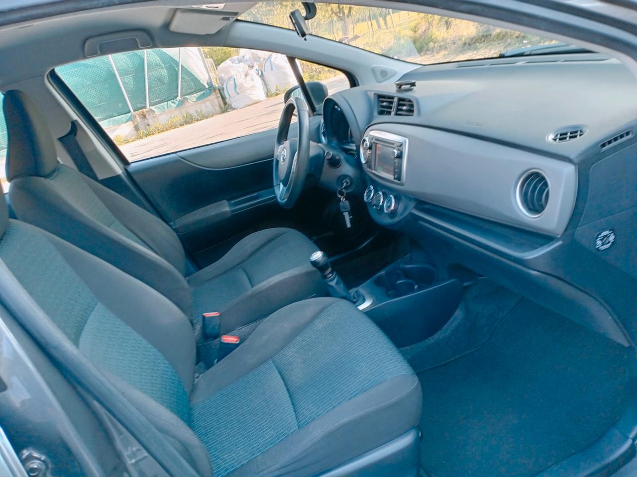 Toyota Yaris 1.0 5 porte Active