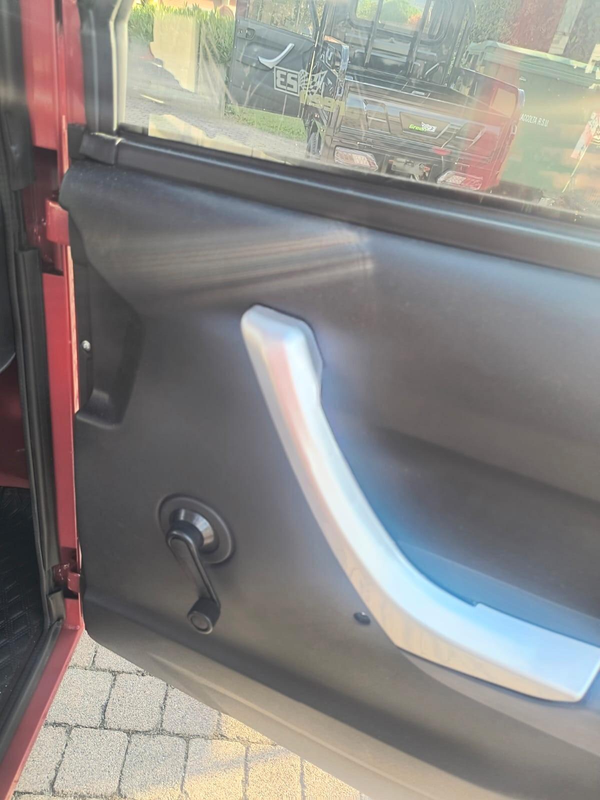 MOTOCARRO ELETTRICO CABINATO CASSONE RIBALTABILE