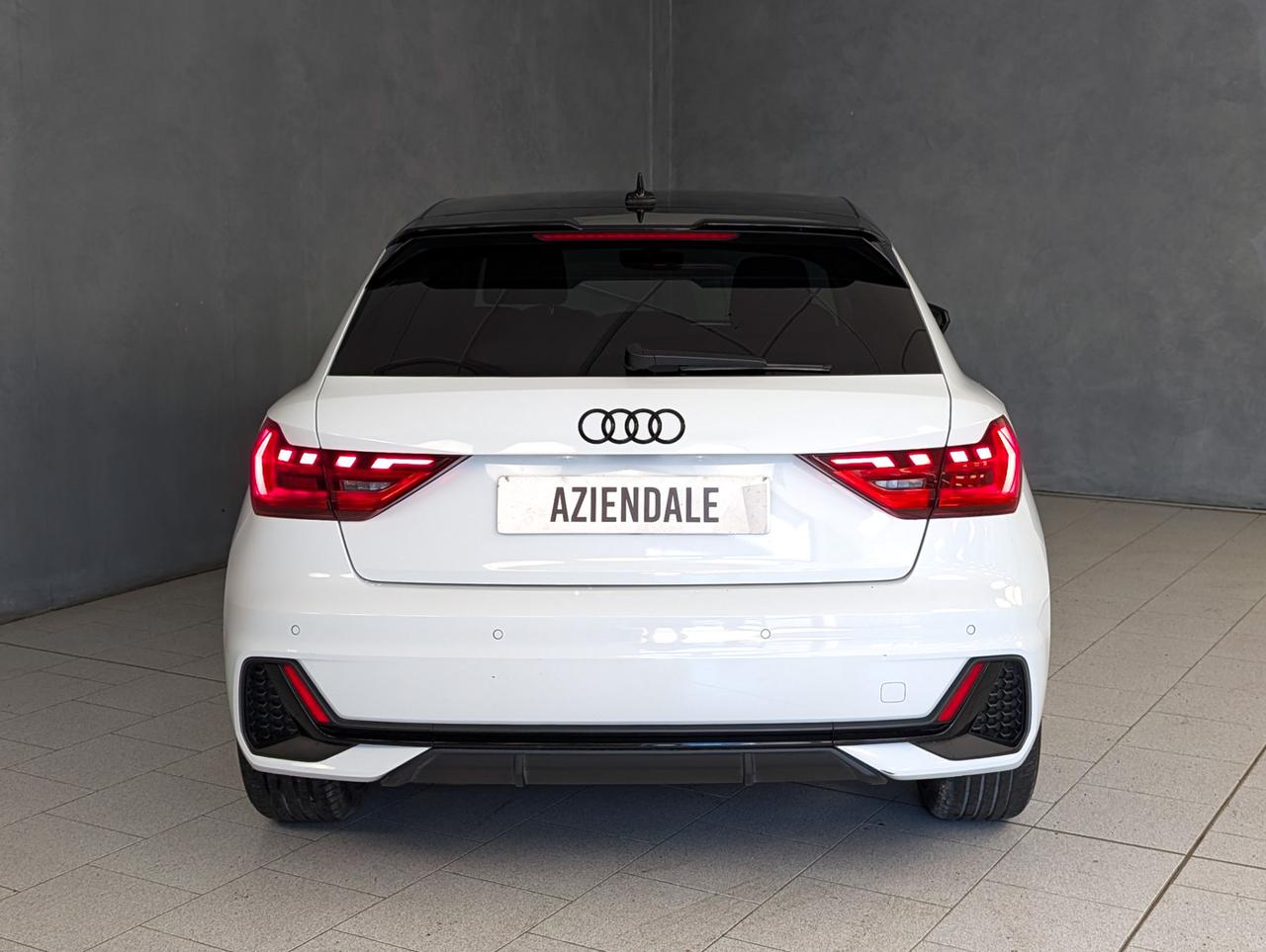 Audi A1 30 TFSI 116cv Adrenalin Black Edition S line