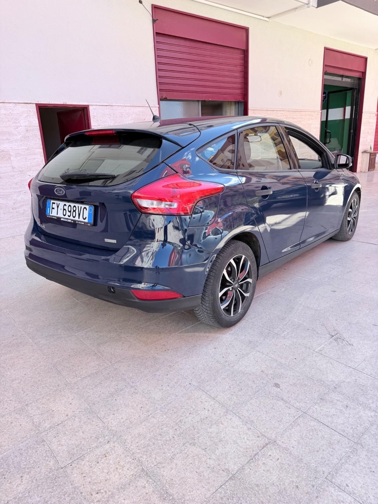 Ford Focus 1.0 EcoBoost 100 CV Start&Stop Business