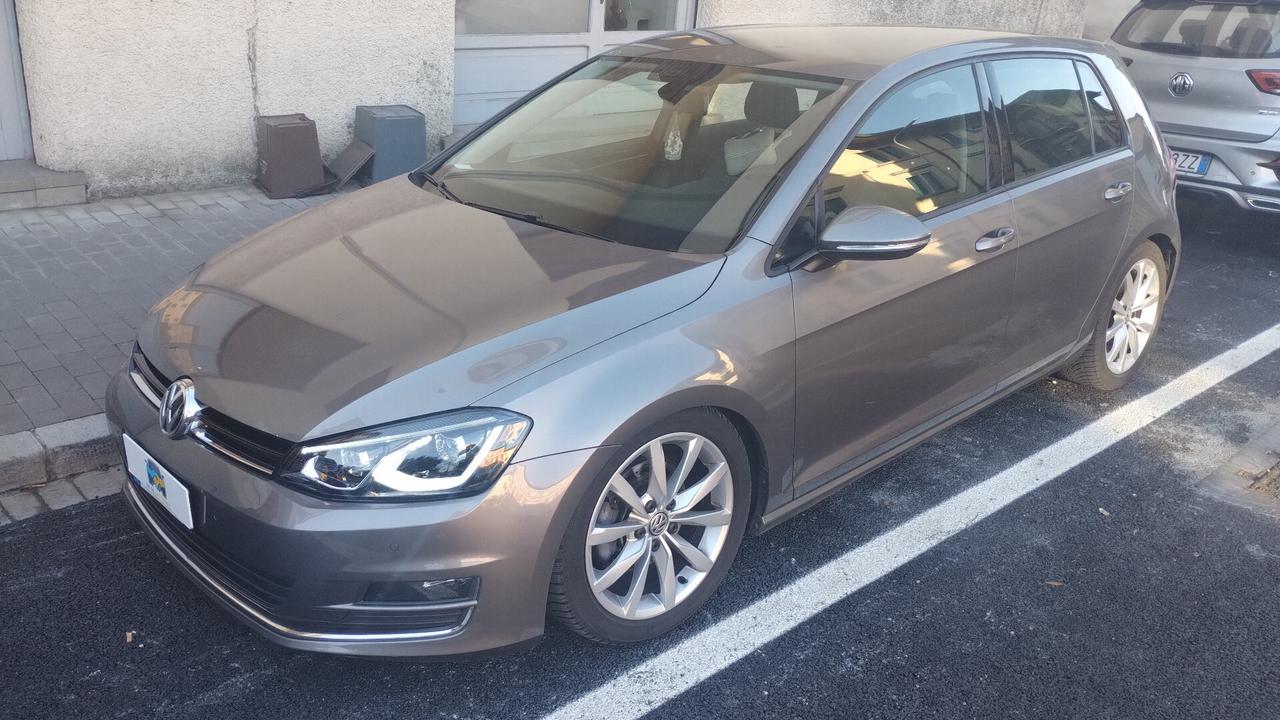 Volkswagen Golf 2.0 TDI 5p. Highline BlueMotion Technology