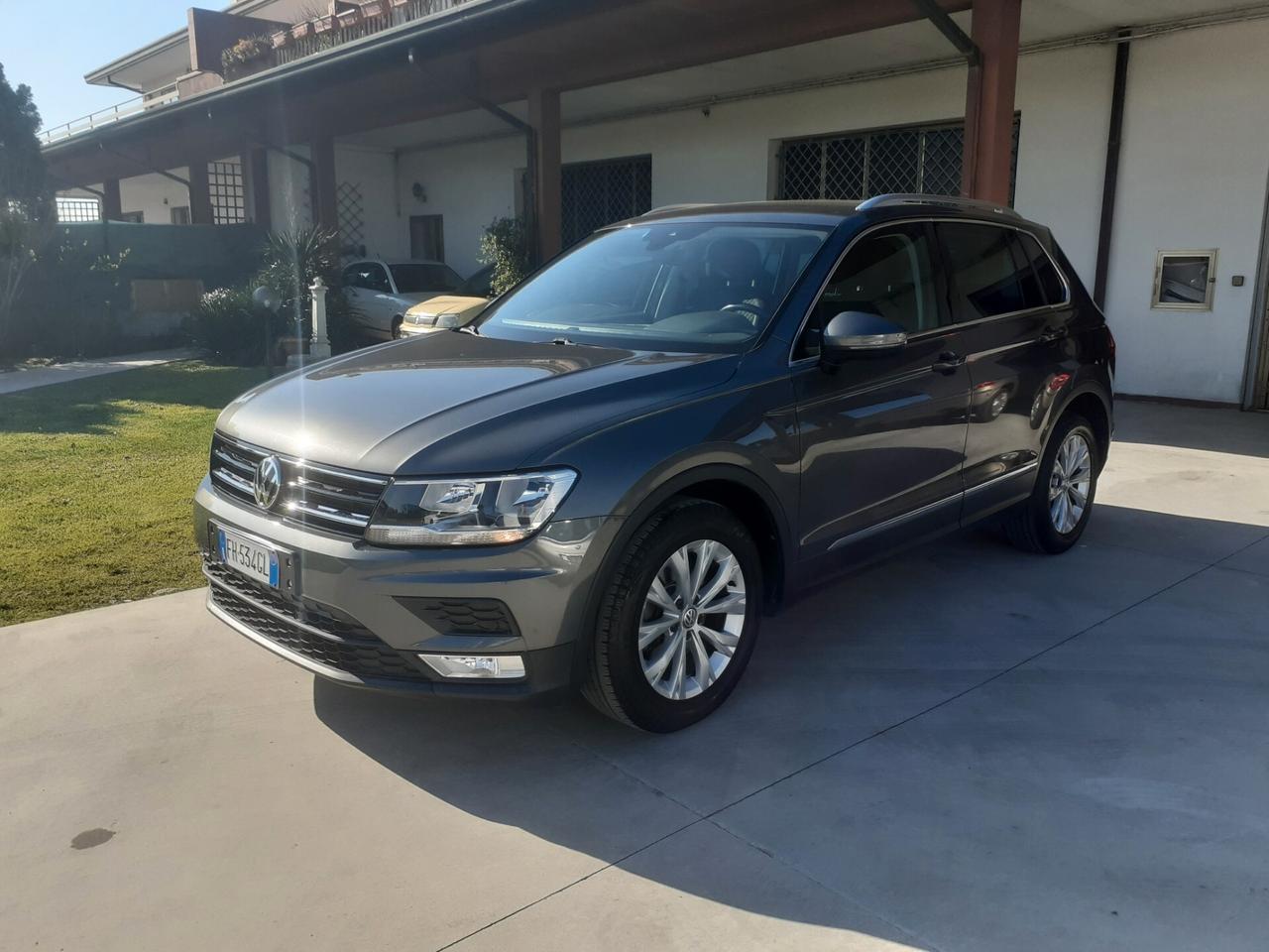 Volkswagen Tiguan 1.6 TDI 115cv Advanced.DA VETRINA