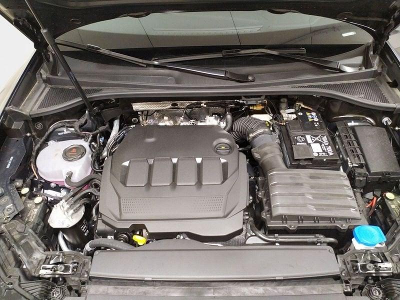 Audi Q3 Sportback 40 2.0 tdi Identity Black quattro 193cv s-tronic