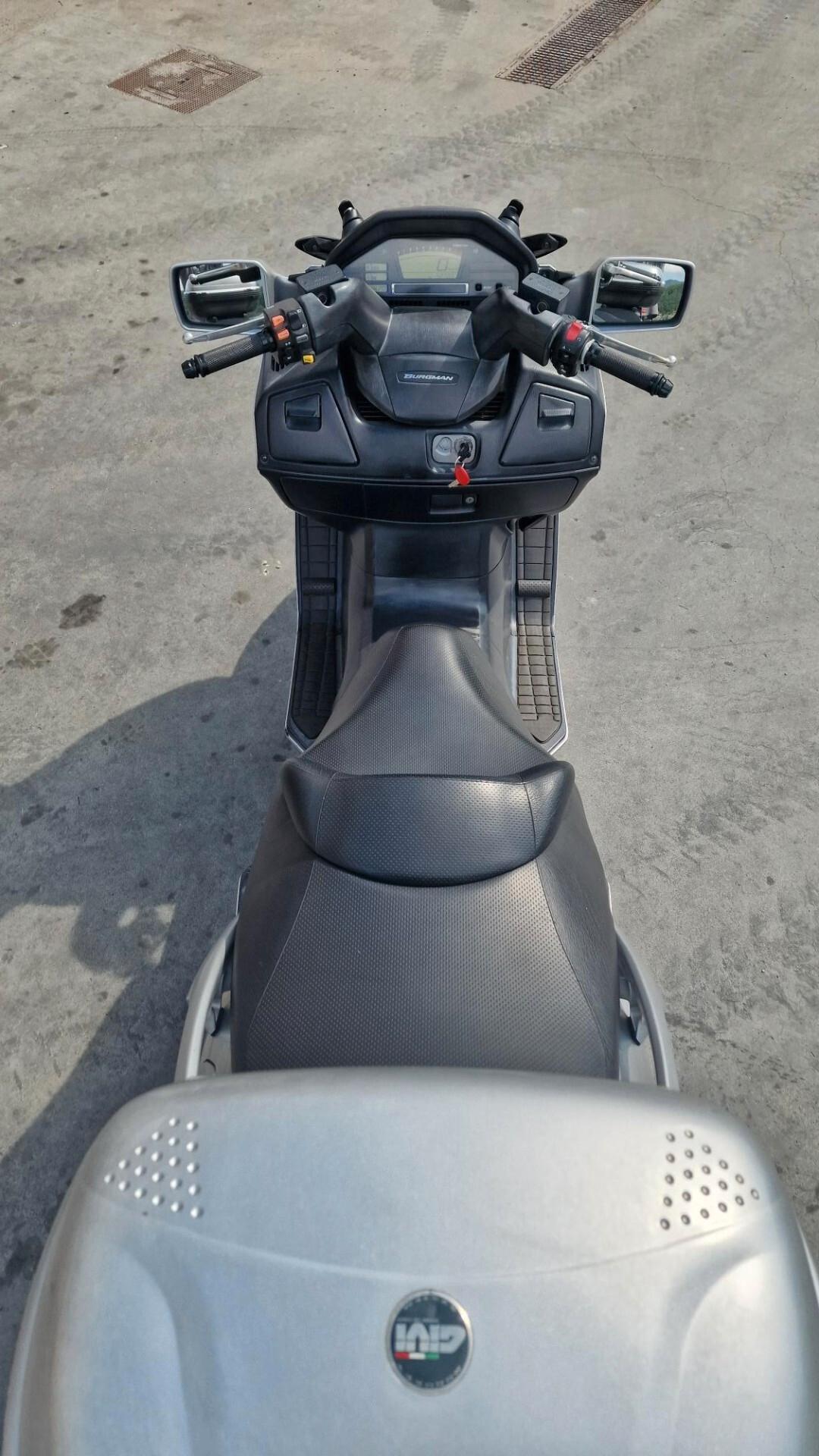 Suzuki Burgman 650