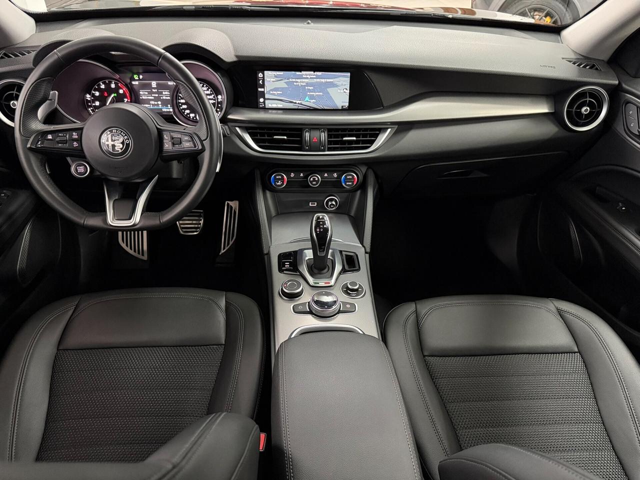 Alfa Romeo Stelvio 2.0 T 200 CV SPRINT CERCHI 19" AT8 Q4 TAGLIANDATA