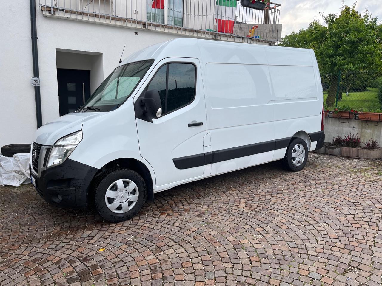 Nissan NV400 33 2.3 dCi PM-TM Furgone