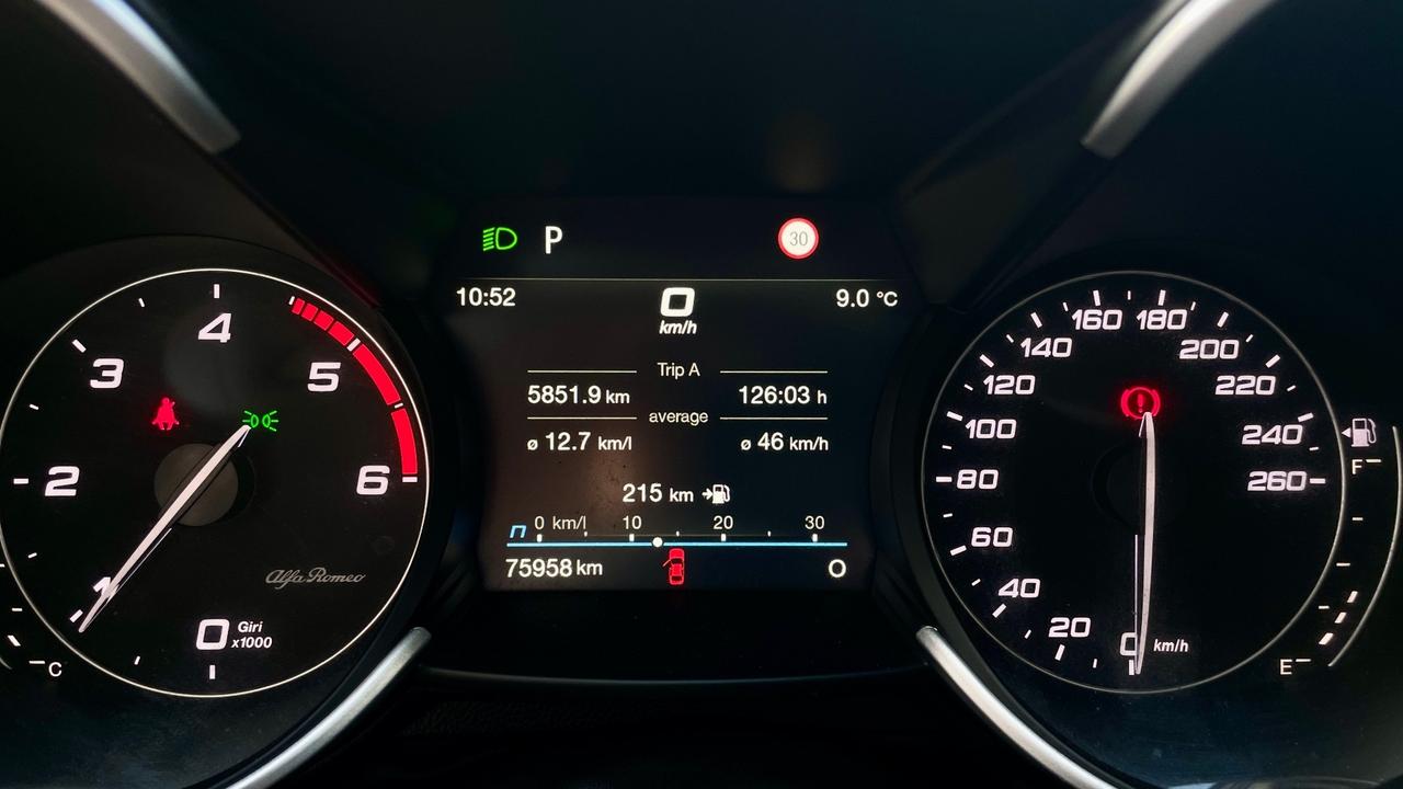 ALFA ROMEO GIULIA 2.2 VELOCE AT8 Q4 210CV - TETTO, PELLE, SEDILI RISCALDATI