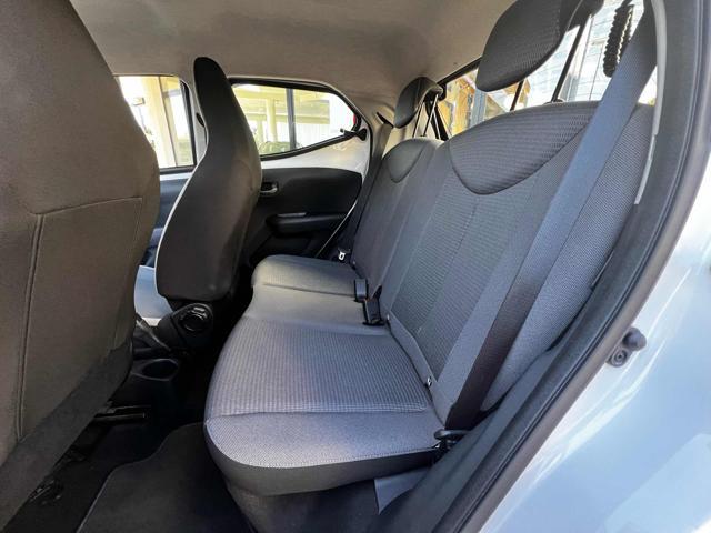 TOYOTA Aygo Connect 1.0 VVT-i 72 CV 5 porte x-clusiv