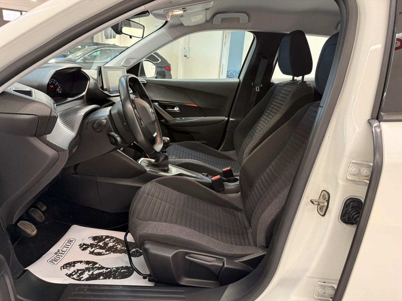 Peugeot 2008 PureTech 130 S&S EAT8 Active