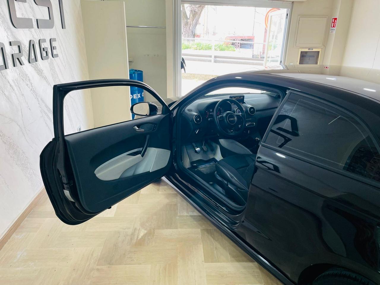 Audi A1 1.2 TFSI S-Line Ambition