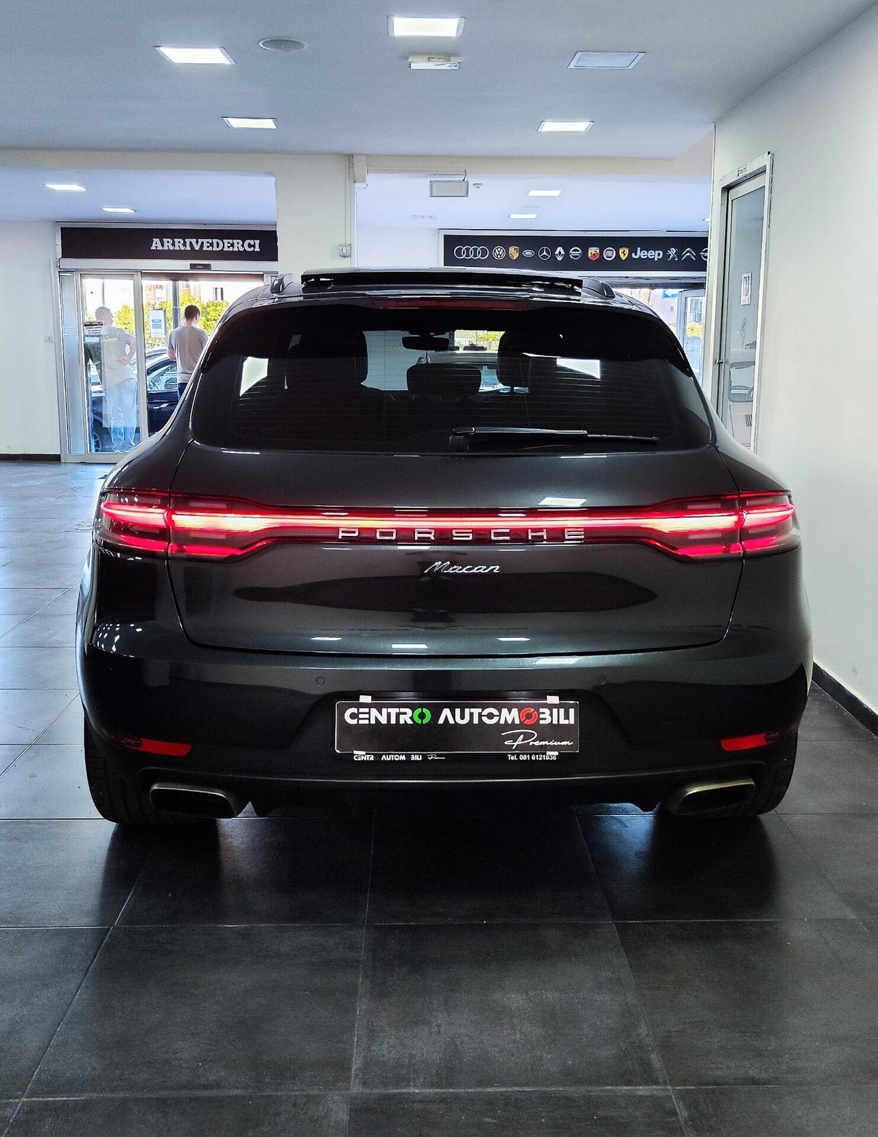 Porsche Macan 2.0 245cv Tetto Led