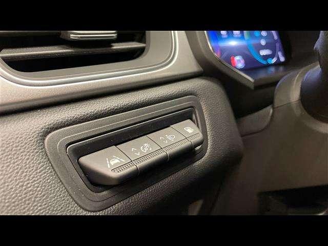 Renault Captur 1.6 E-TECH Plug-in Hybrid 160cv Intens Auto