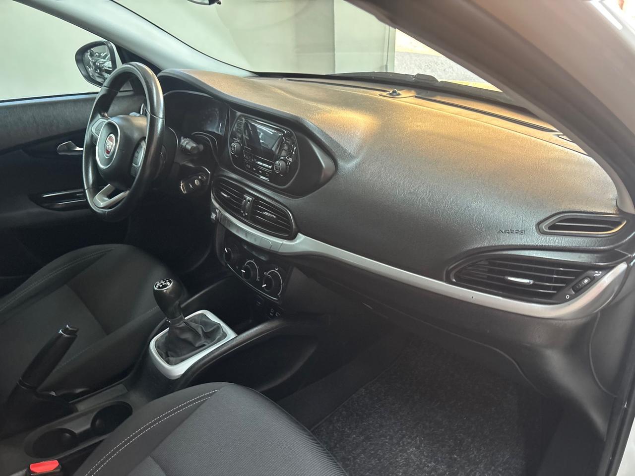 Fiat Tipo 1.3 Mjt S&S 5 porte Easy