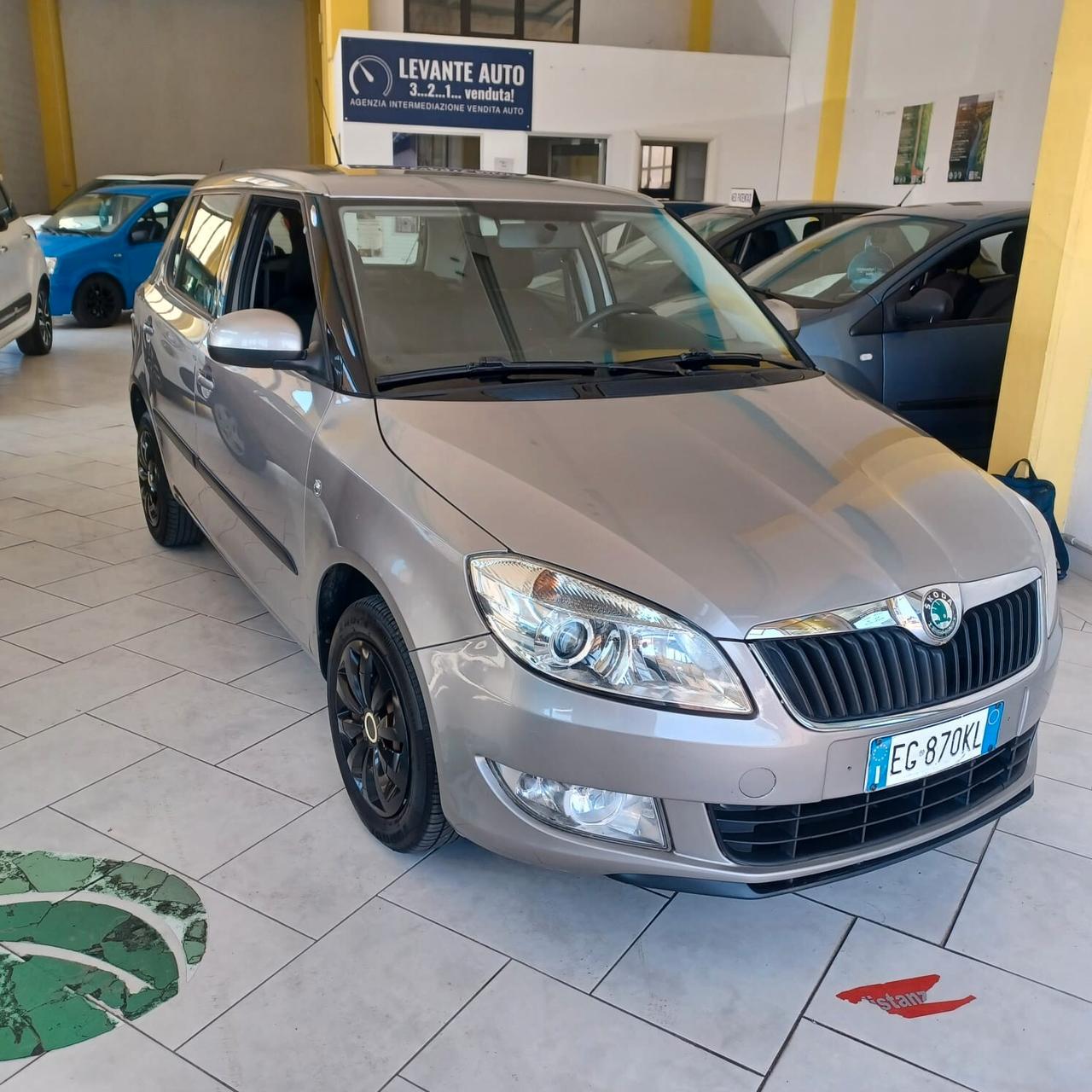 24MESI DI GARANZIA FABIA 1.6 PAGATE SOLO I LAVORI