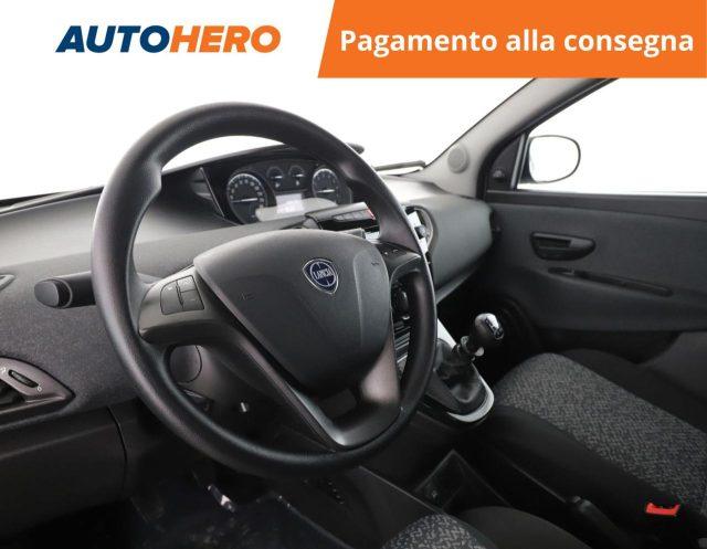 LANCIA Ypsilon 1.0 FireFly 5 porte S&S Hybrid Ecochic Silver