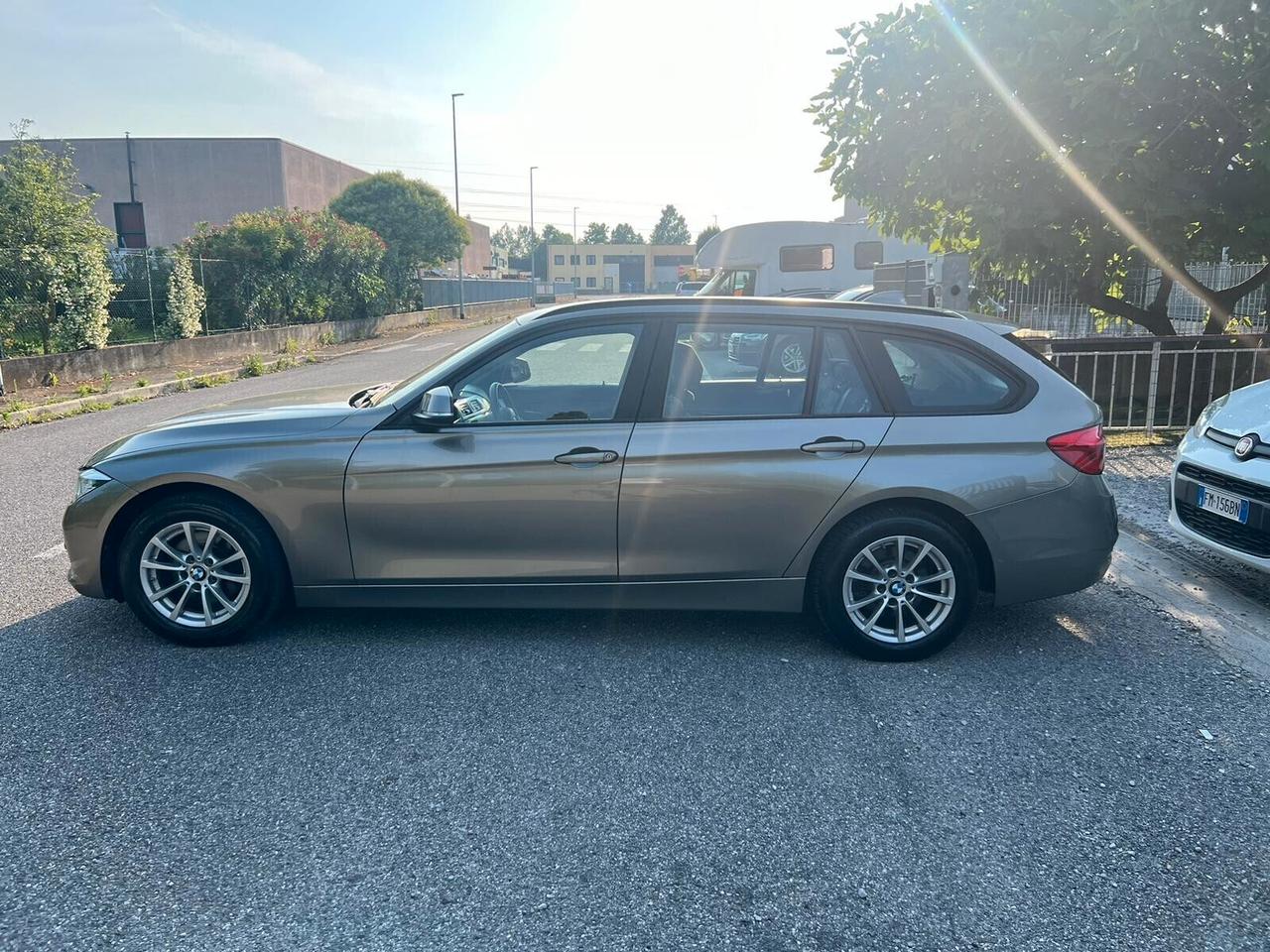 Bmw 318 318d Touring Business Advantage aut.