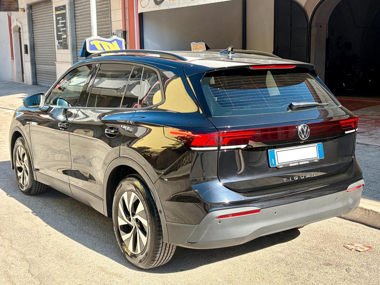 Volkswagen Tiguan 2.0 TDI 150 CV -"DSG-Elegance-25.000km"-'24