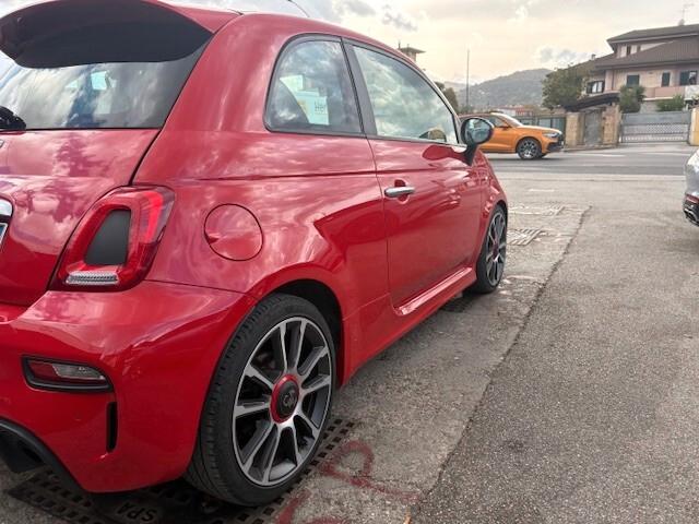 Abarth 595 1.4 Turbo T-Jet 145 CV
