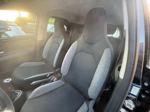 Toyota Aygo X 1.0 VVT-i 72 CV 5 porte Trend Air