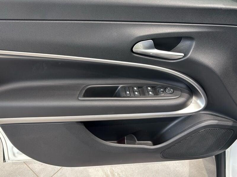 Jeep Avenger e-Hybrid 1.2 MHEV e-Hybrid Turbo Summit
