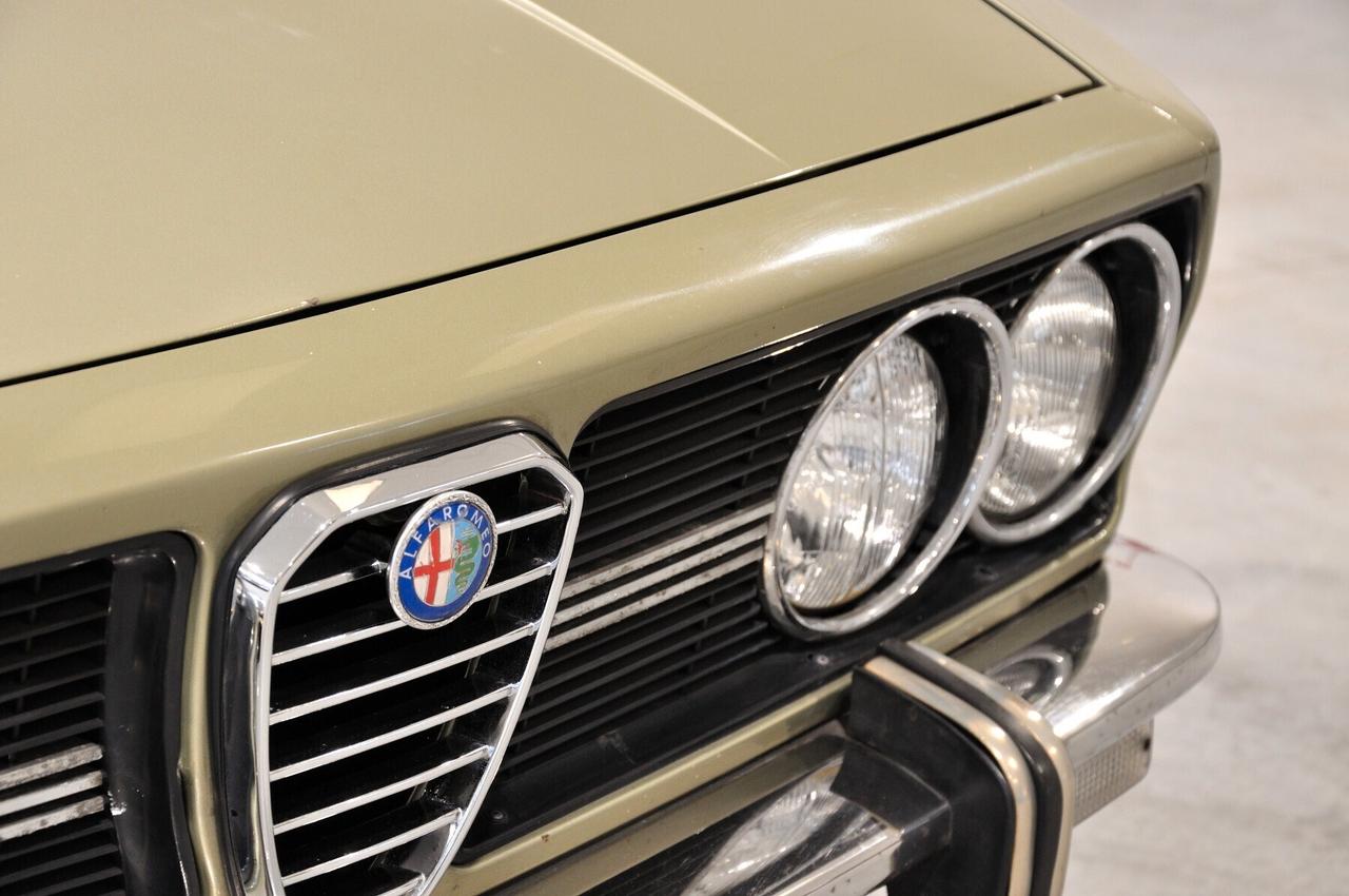 Alfa Romeo Alfetta 1.8 Scudo Stretto targhe MI perfetta