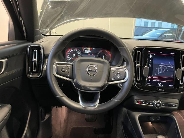 VOLVO XC40 1.5 T4 RECHARGE PLUG-IN HYBRID AUTOMATICO
