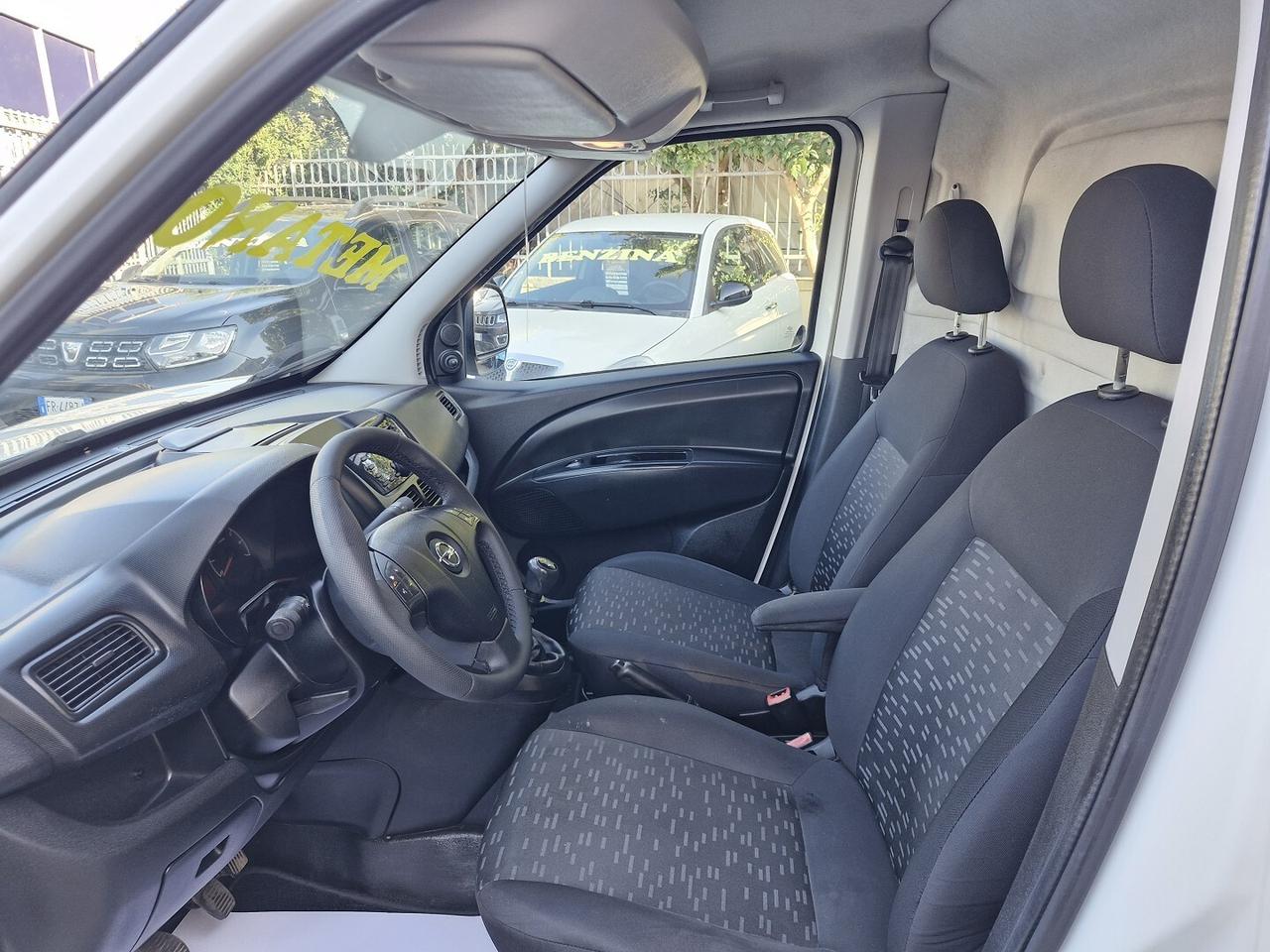 OPEL COMBO 1.4 BENZINA/METANO 11/2014 120000 KM