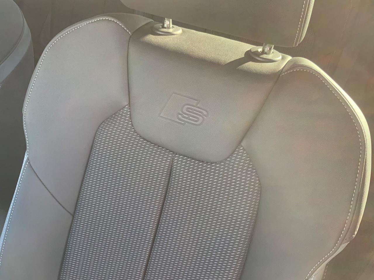 Audi A1 allstreet 30 TFSI S tronic Identity Contrast LINE