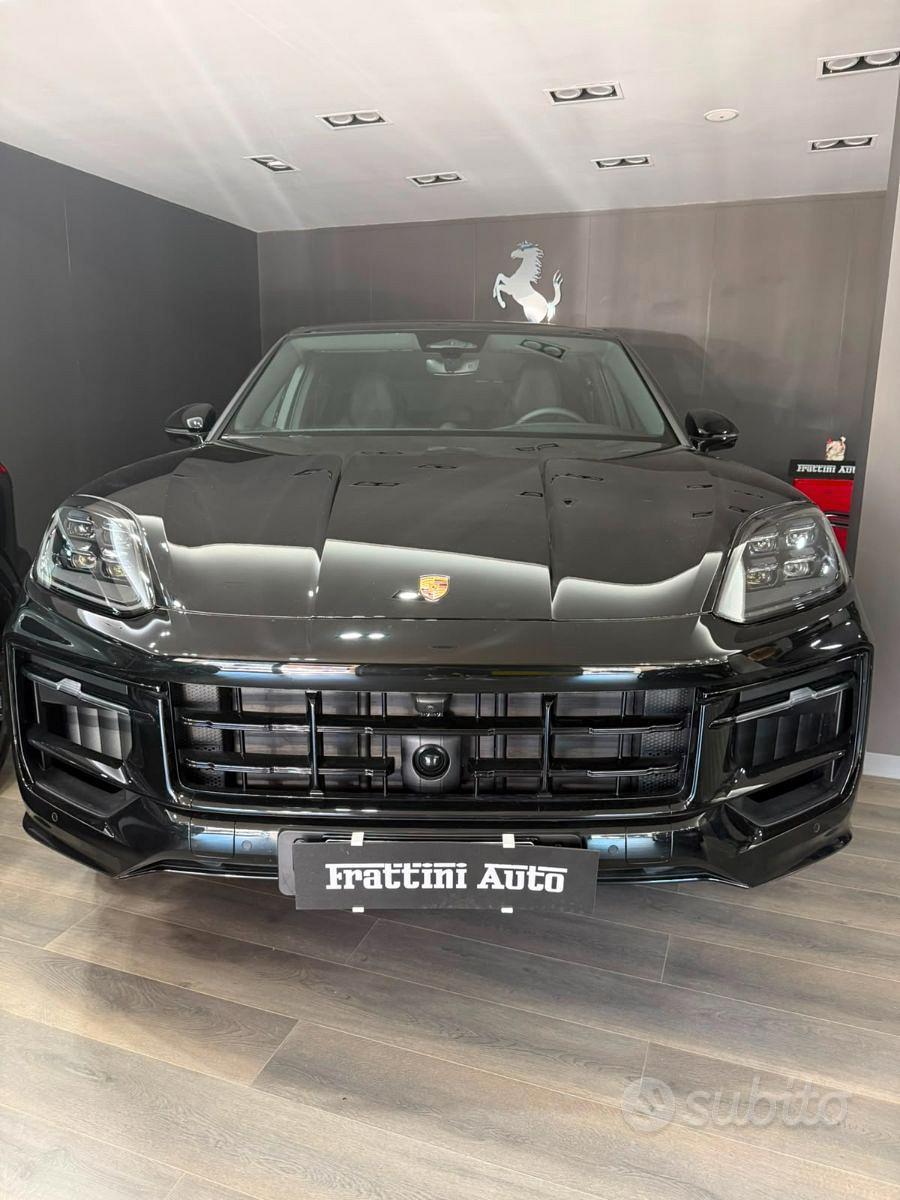 2026 PORSCHE CAYENNE COUP 3.0cc 470cv HYBRID